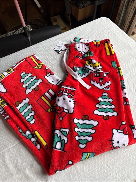 Hello Kitty Other - Hello Kitty Red Holiday Fleece Women’s Pajama Bottoms